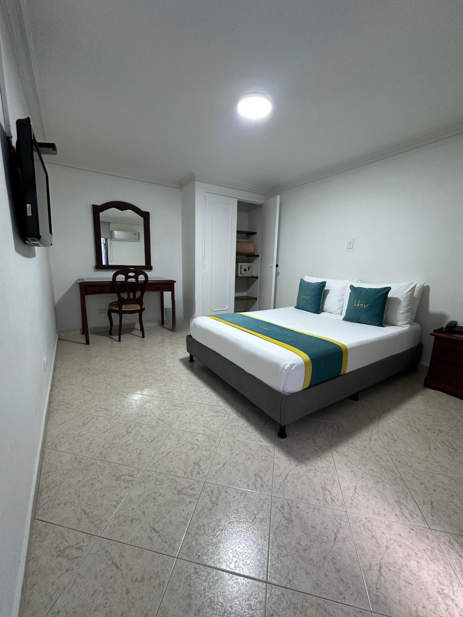 Hotel Lukas Medellín Exteriör bild